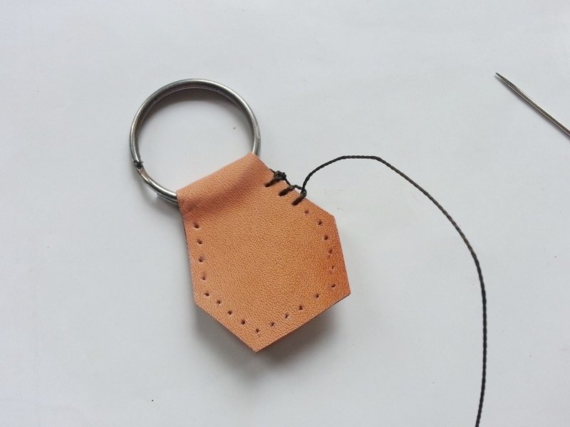 20151007 1141370 - Create Simple Leather Key-fob