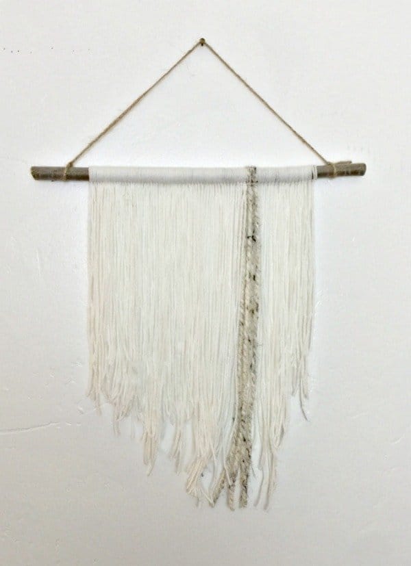 12onmain - 12 Beautiful DIY Modern Yarn Hanging