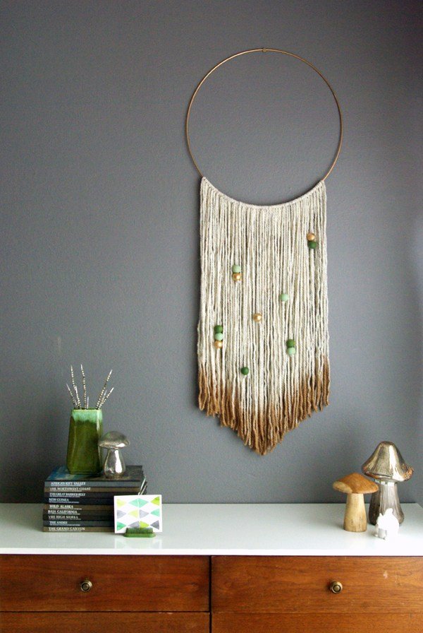 ole - 12 Beautiful DIY Modern Yarn Hanging