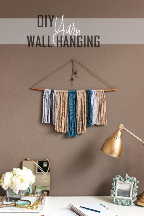 penniesforfortune - 12 Beautiful DIY Modern Yarn Hanging