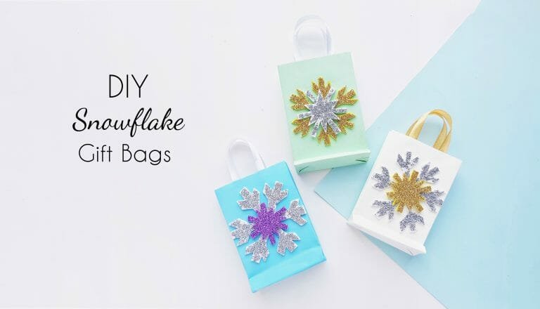 How to Make a Beautiful Snowflake Gift Bag out of Paper