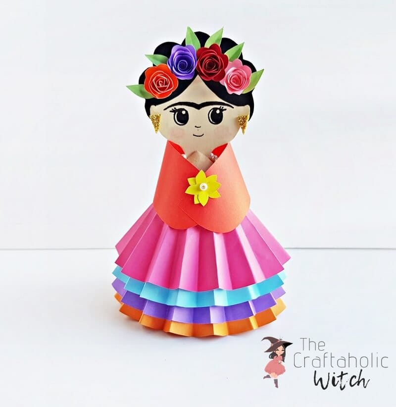 DIY Frida Kahlo Paper Doll
