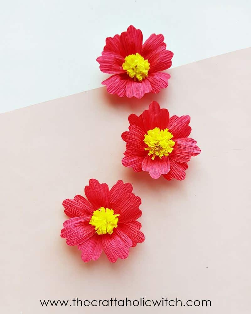 How to Make Cute & Small Paper Flowers (Free Template)