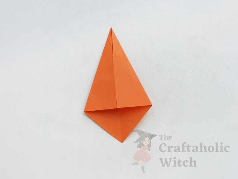 Folding origami maple leaf: Step 2