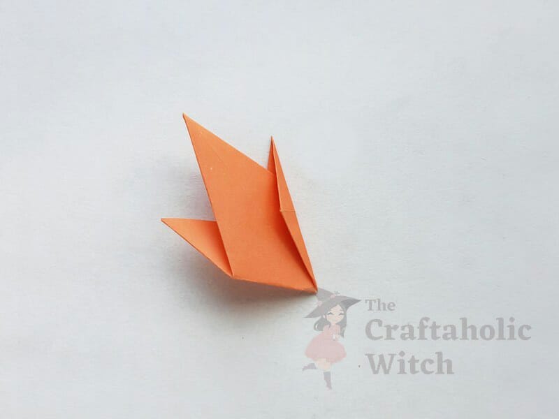 Folding origami maple leaf: Step 9