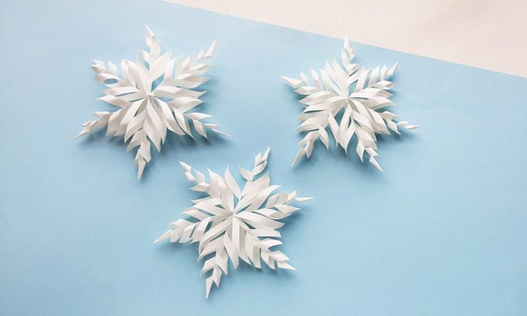 How to Make Easy 3d Paper Snowflakes (+ Video Tutorial)