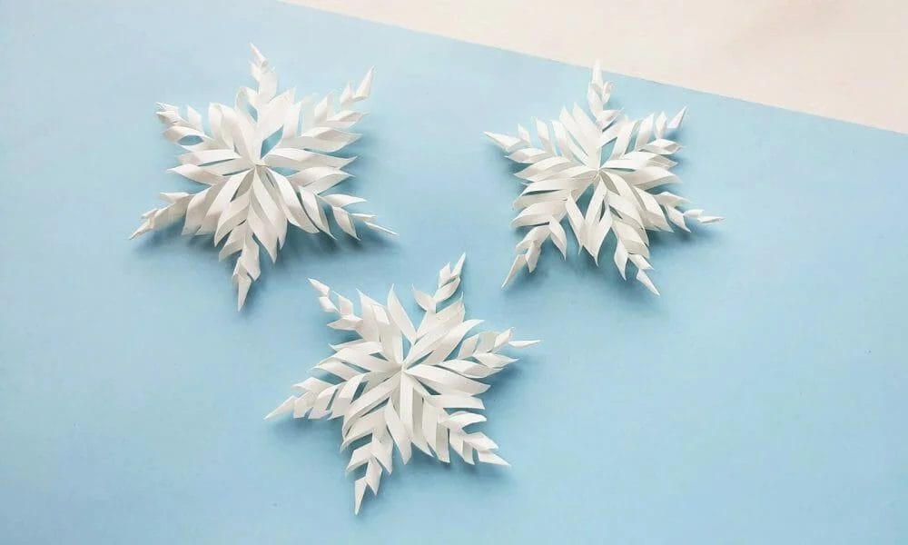 Snowflake Mobile Craft  Crafts, Snowflake craft, Snowflakes