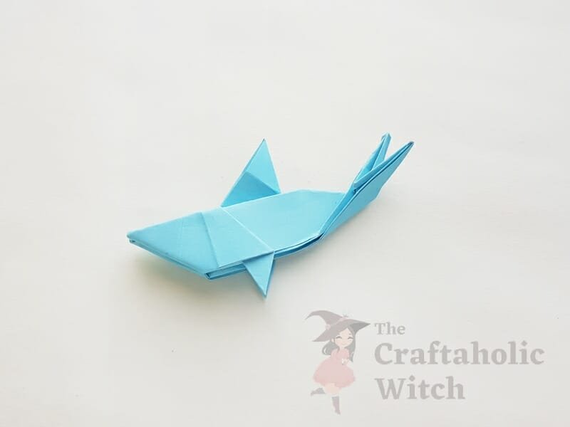 folding origami shark step 20