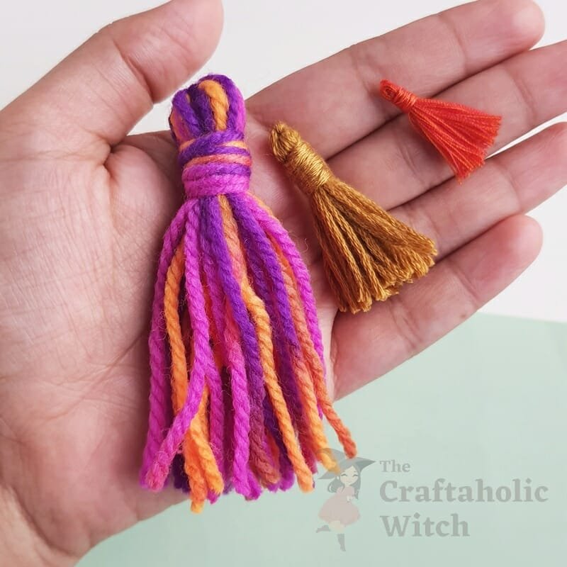 how to make a tassel out of yarn