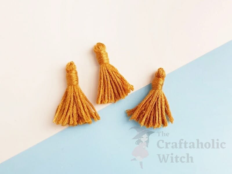 How to Make a Tassel out of Embroidery Floss