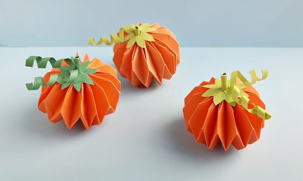 How to make origami pumpkins