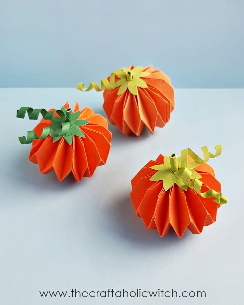origami pumpkin craft