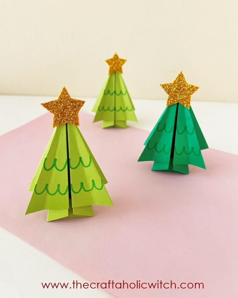 How to Make Origami Christmas Trees (Instructions + Video)